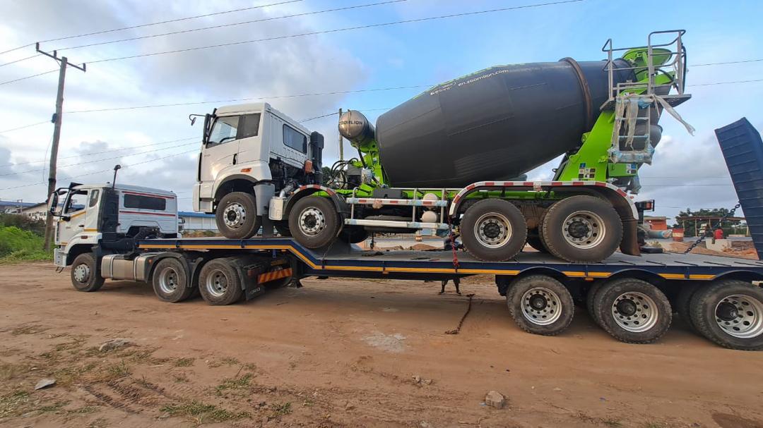 MISGANA concrete mixer on lowbed for cross-border SADC logistics
